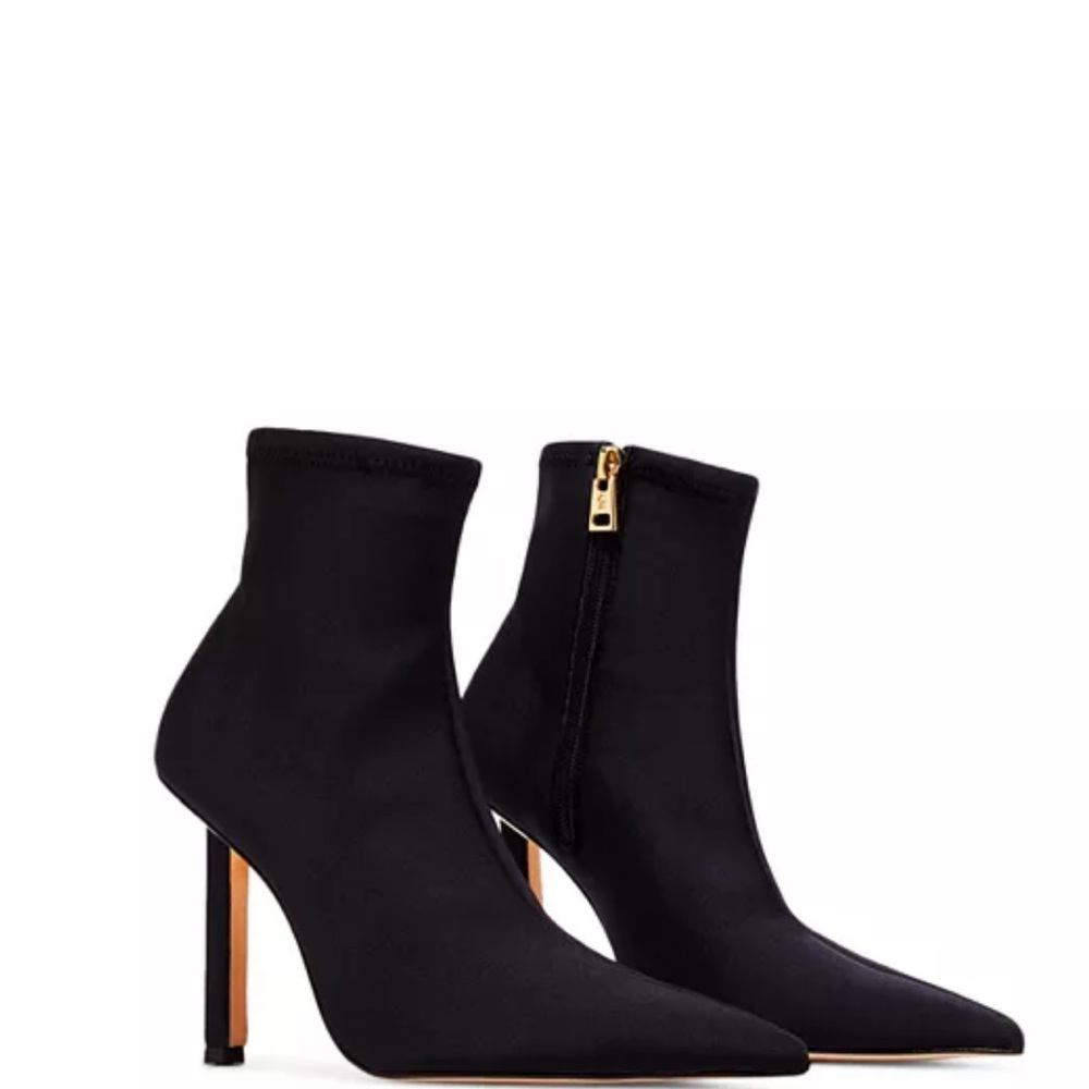 NIB Good American booties